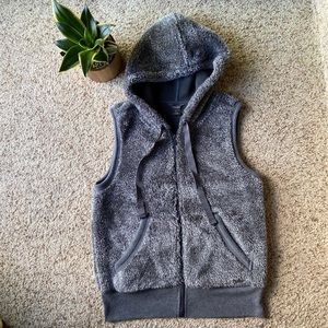 Eddie Bauer Faux Fur/Fleece Vest